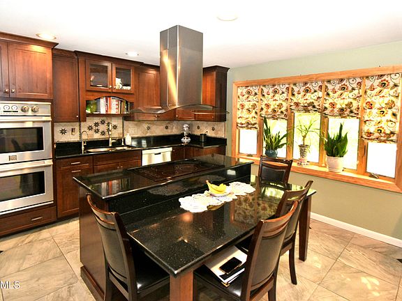 3rd image of 56 Cornell Drive