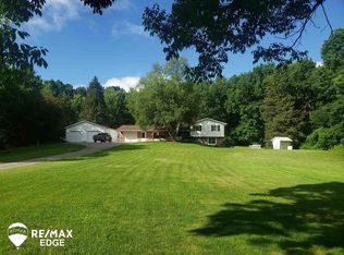 5687 W Oregon Rd, Lapeer, MI 48446