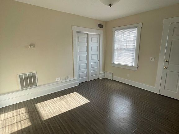 2nd image of 2502 Tytus Ave #1109