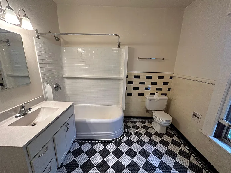 315 N Pinckney St #3 — Photo 13