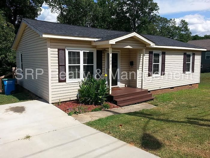 1st image of 305 East Ave