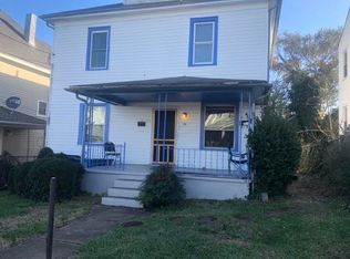 110 14th St SW #A, Roanoke, VA