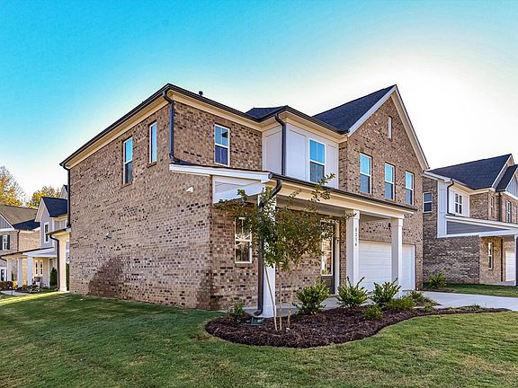 8234 Franklin Trail St