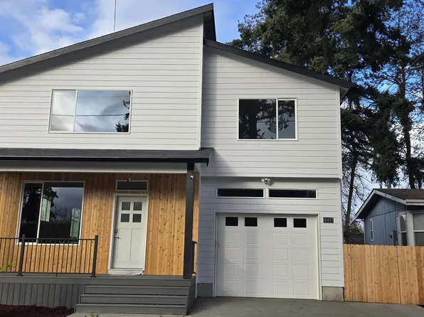 10417 SE Knight St, Portland, OR 97266