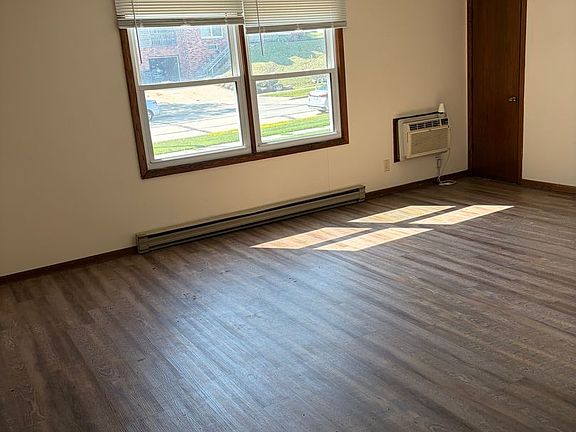 2nd image of 2024 Green Tree Rd #1-8