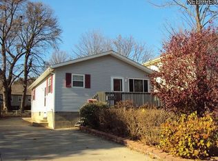 300 Alpha Ave, Akron, OH 44312