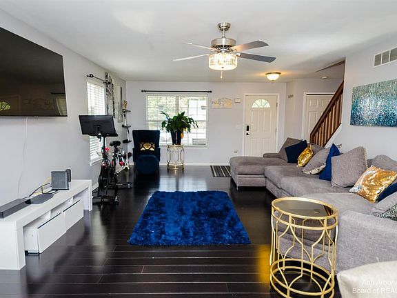 3rd image of 13766 Milton Dr #4