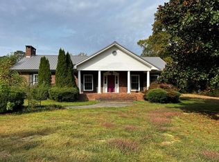 245 Peeples Farm Rd, Chatsworth, GA 30705