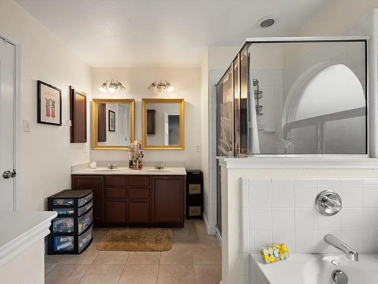 1315 Foster St — Photo 21