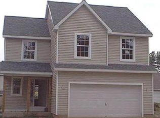 38 Glenham Rd, Saratoga Springs, NY 12866