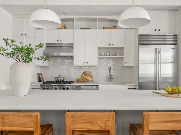 30 Main Street image 6 of 22