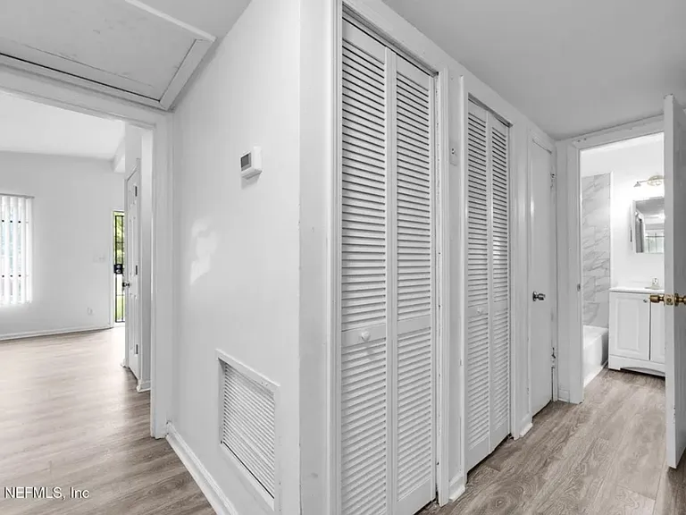 Unit Photo