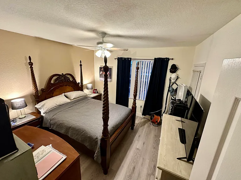 1602 Belmont Pl — Photo 10