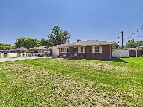 2nd image of 3405 Laurel Ln