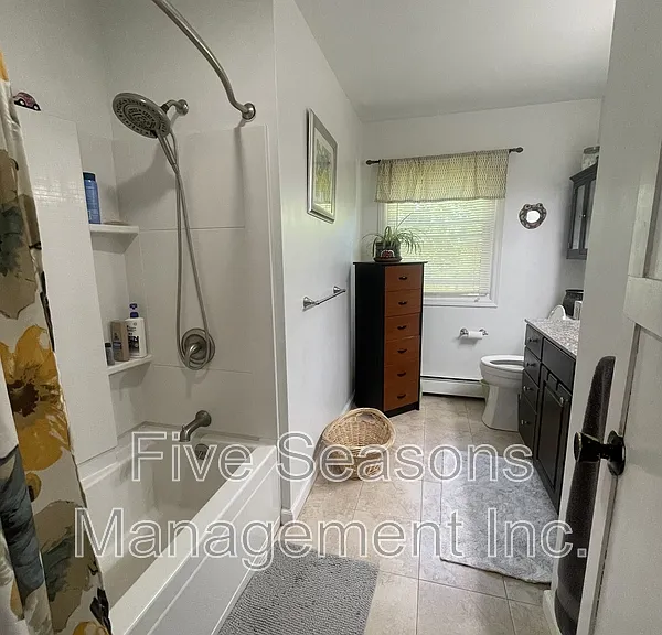 70 Pleasant Ave — Photo 38
