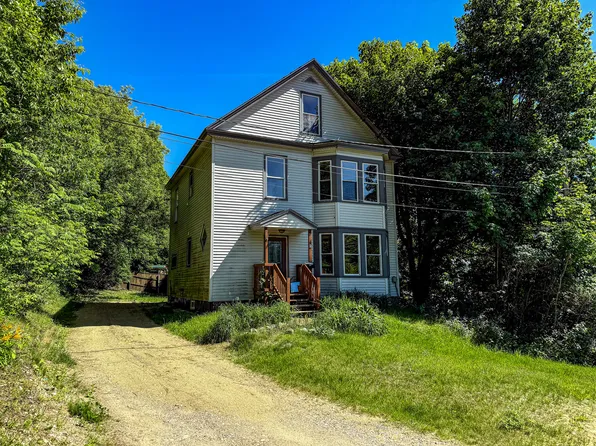 4 Pleasant Street, Mexico, ME 04257