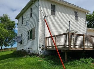 876 Taylor Ave, Lowden, IA 52255