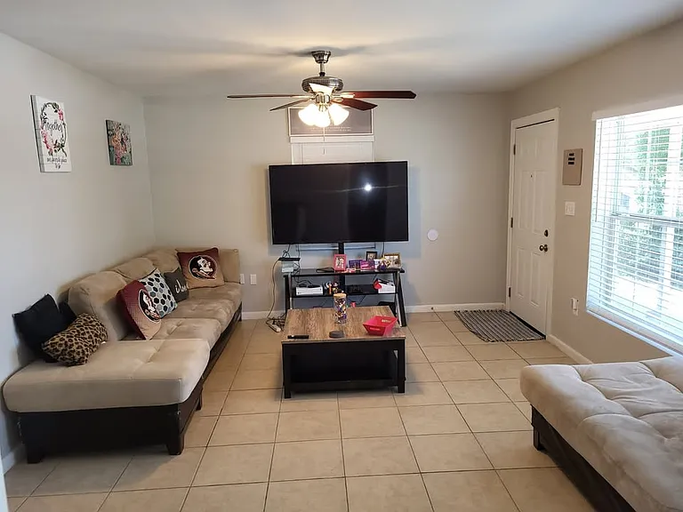 6108 N Hudson St — Photo 9