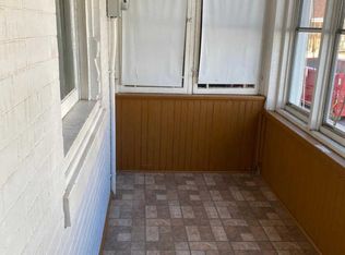 246 3rd St, Gloucester City, NJ 08030