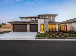 8030 Sierra Ct, Friant, CA 93626