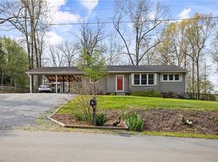 944 Sunset Dr, Graham, NC 27253