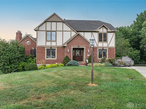 5th image of 3341 Parkhill Dr