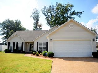101 Turtle Creek Dr, Jackson, TN 38305