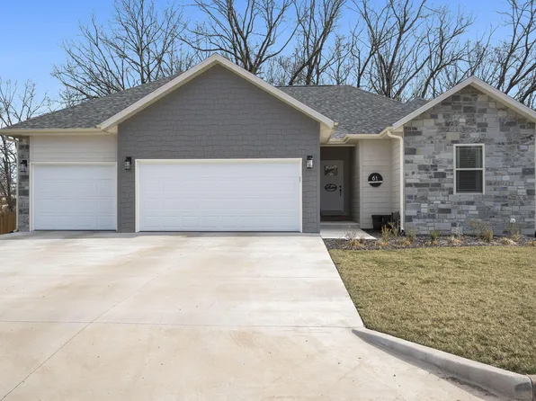 61 E Pine Lane, Reeds Spring, MO 65737