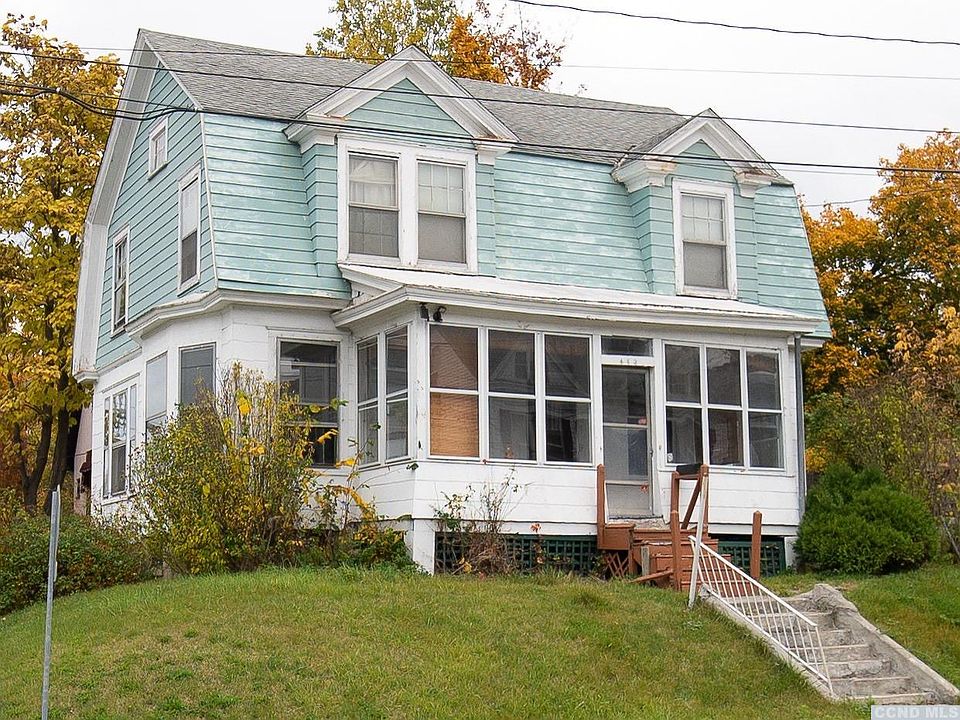 2nd image of 442 Prospect St