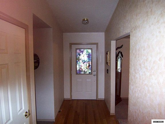 2nd image of 3266 Halleck Dr