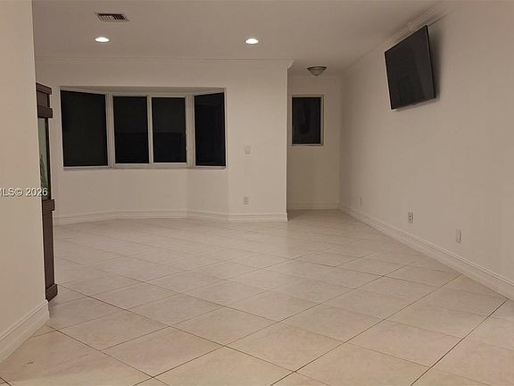 2nd image of 1800 N 55th Ave