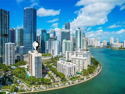 1450 Brickell Bay Dr APT 411, Miami, FL, 33131