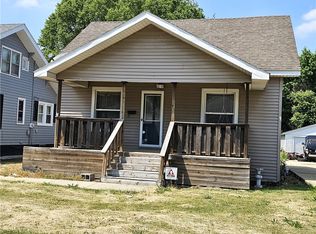 1242 E Vanderhoof St, Decatur, IL 62521