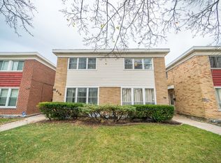 8317 Kimball Ave, Skokie, IL 60076