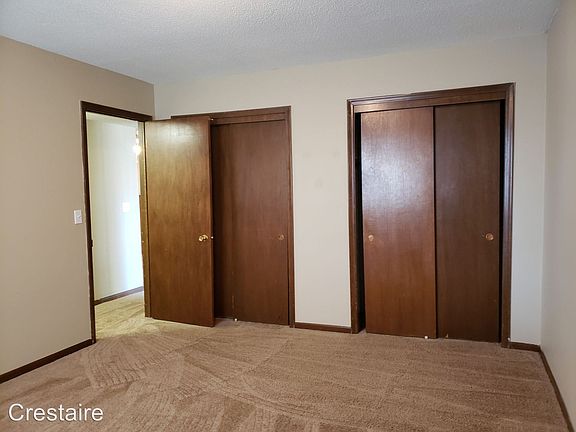3rd image of 1511 Thomas Dr APT 3
