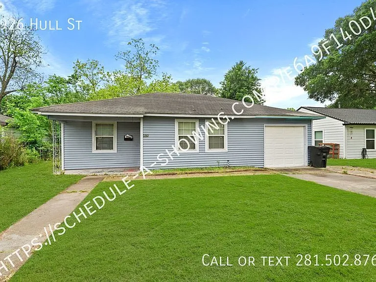 4926 Hull St — Photo 1