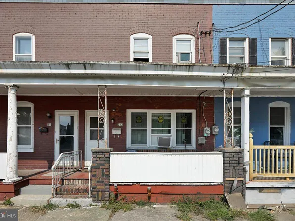 213 E Elm St, Tamaqua, PA 18252