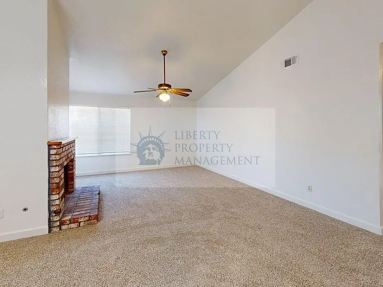 4533 Wallasey Way — Photo 3