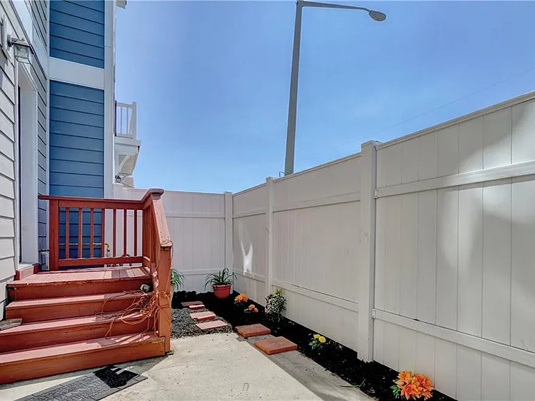 3741 Vintage Pointe Pl — Photo 11