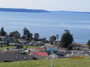239 Grandview Cir, Camano Island, WA 98282