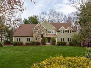 10 Nicholas Rd, Hopkinton, MA 01748