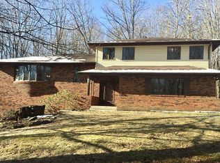 223 Greenwood Rd, Bluefield, WV 24701