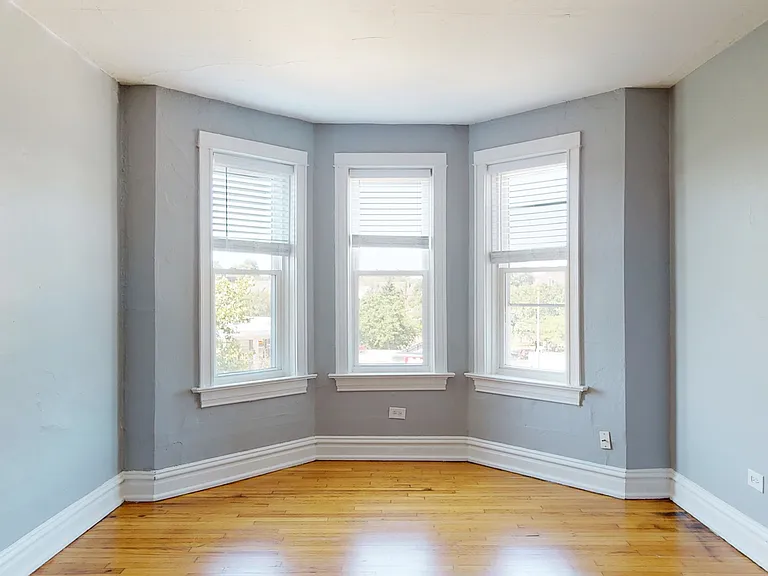 Dining/Living room