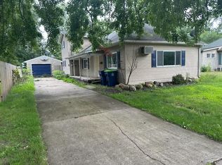 129 W Walnut St, Saint Charles, MI 48655