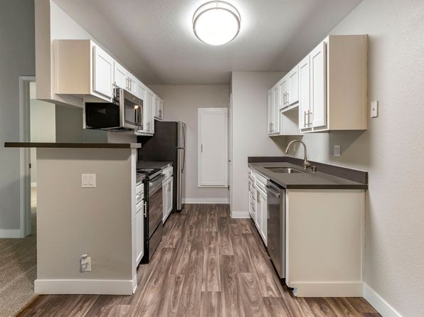 448 Toyon Ave #206