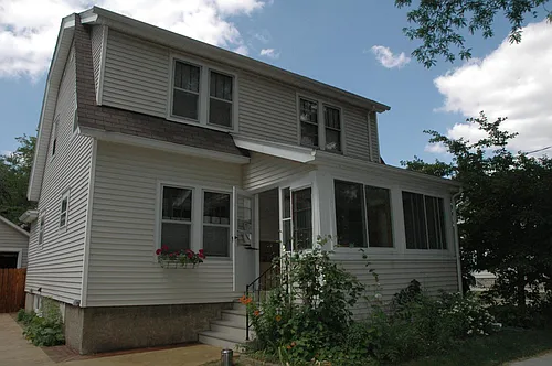 2410 E Mifflin St Photo 1 2410 E Mifflin St Photo 1