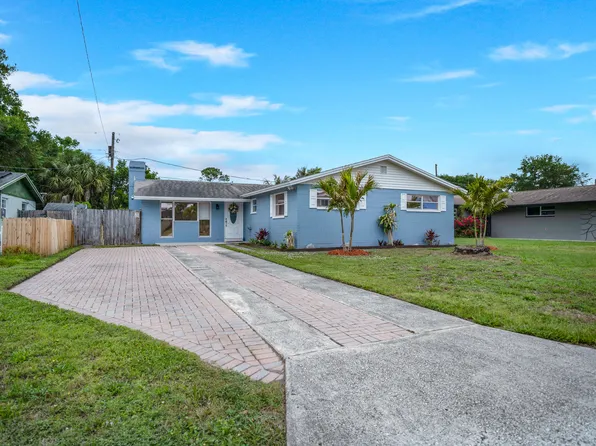 9151 Fairweather Dr, Largo, FL 33773