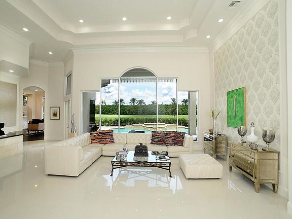 Home For Sale In Boca Grove