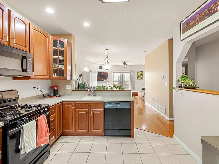 1720 Merriman Ct — Photo 6