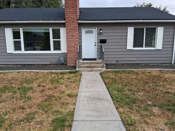 321 E Walker St, Blackfoot, ID 83221